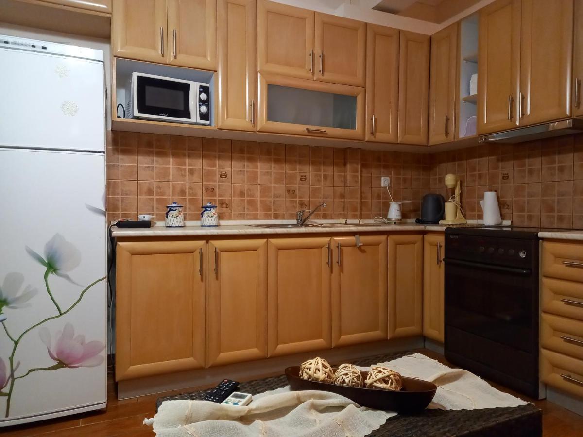 Peramos Apartments Néa Péramos Esterno foto