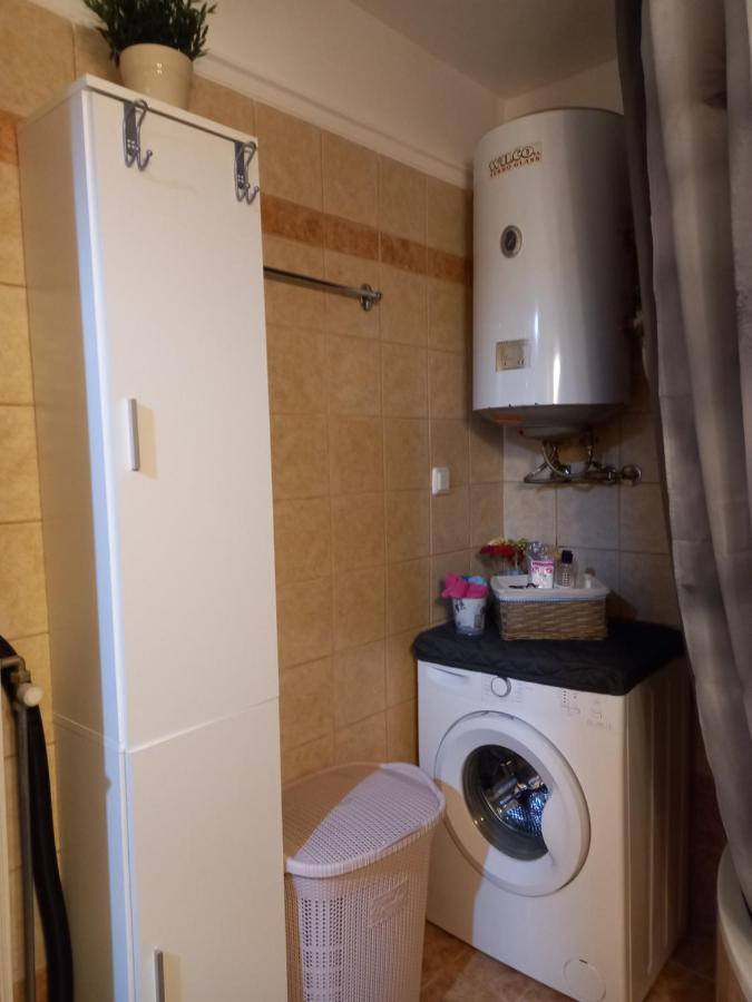 Peramos Apartments Néa Péramos Esterno foto